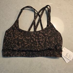 NWT Lululemon Energy Bra